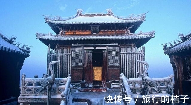 避风珠|武当山长明灯602年不灭无人破解，却被游客说破，原来这么简单