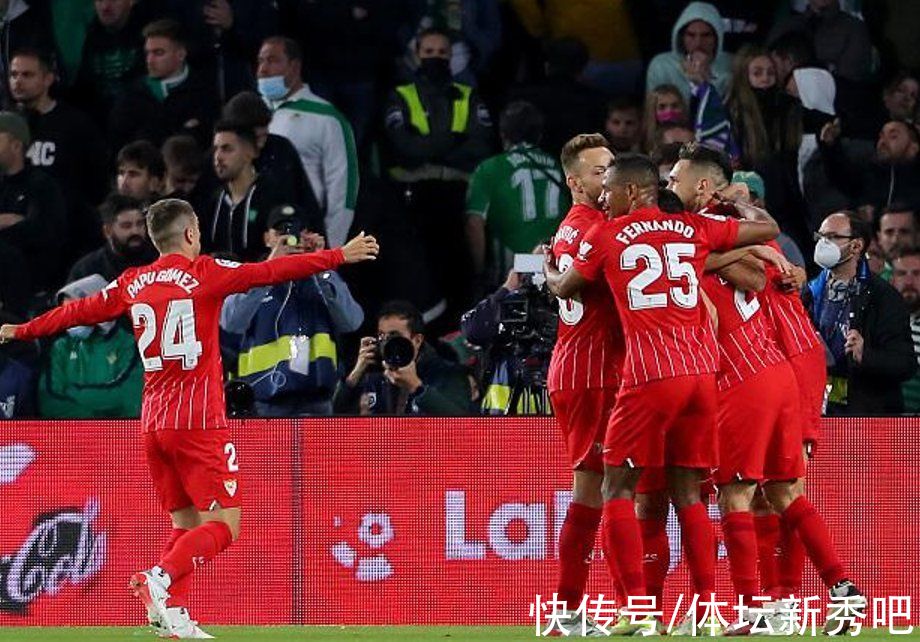 西甲|2-0！西甲劲旅积分追平皇马，榜首3强只差1分，大黑马觊觎冠军？