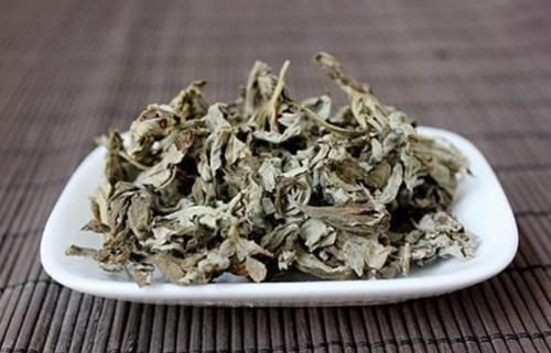 痛经|坚持用艾叶泡脚的人,最后怎么样了?不妨早了解再做决定吧