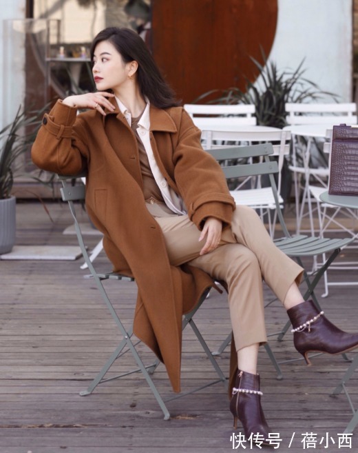 搭配|冬天想不到穿什么?要不试试“大衣+低跟靴”,显高显瘦还精致!