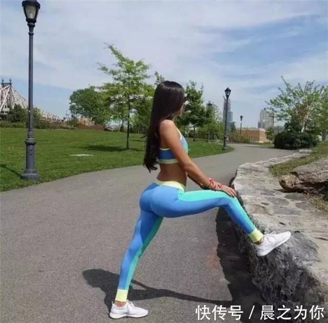 selter|健身网红Jen Selter，肌肉紧致，马甲线可迷人了，3个动作练同款