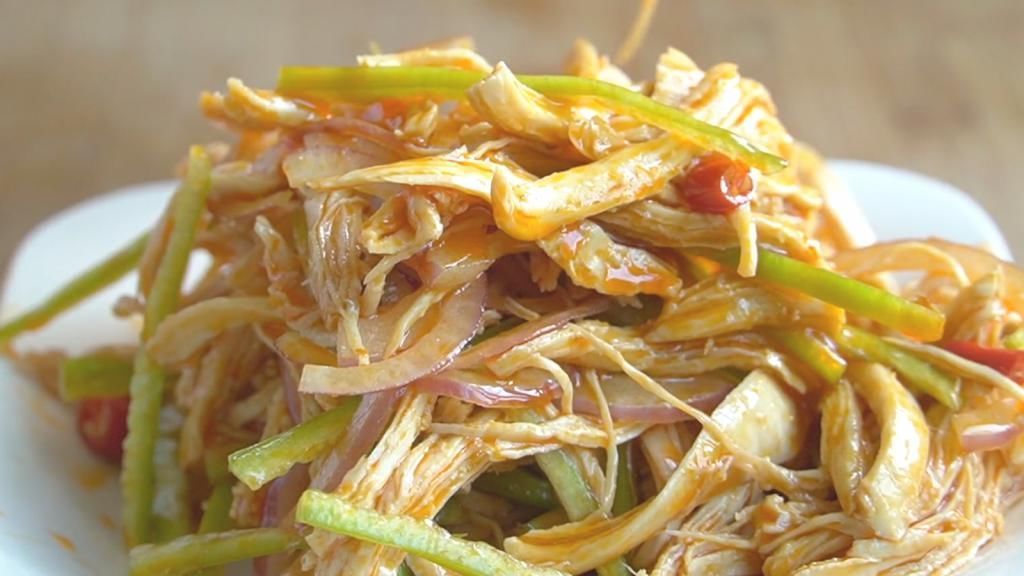 两不误|立秋之后贴秋膘,鸡胸肉不炒不炸不煲汤,麻辣美味不发胖,营养减脂两不误