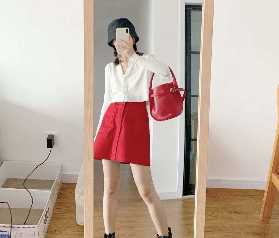 到底|到底怎么去配色,才能让穿搭更出彩快来学这些配色