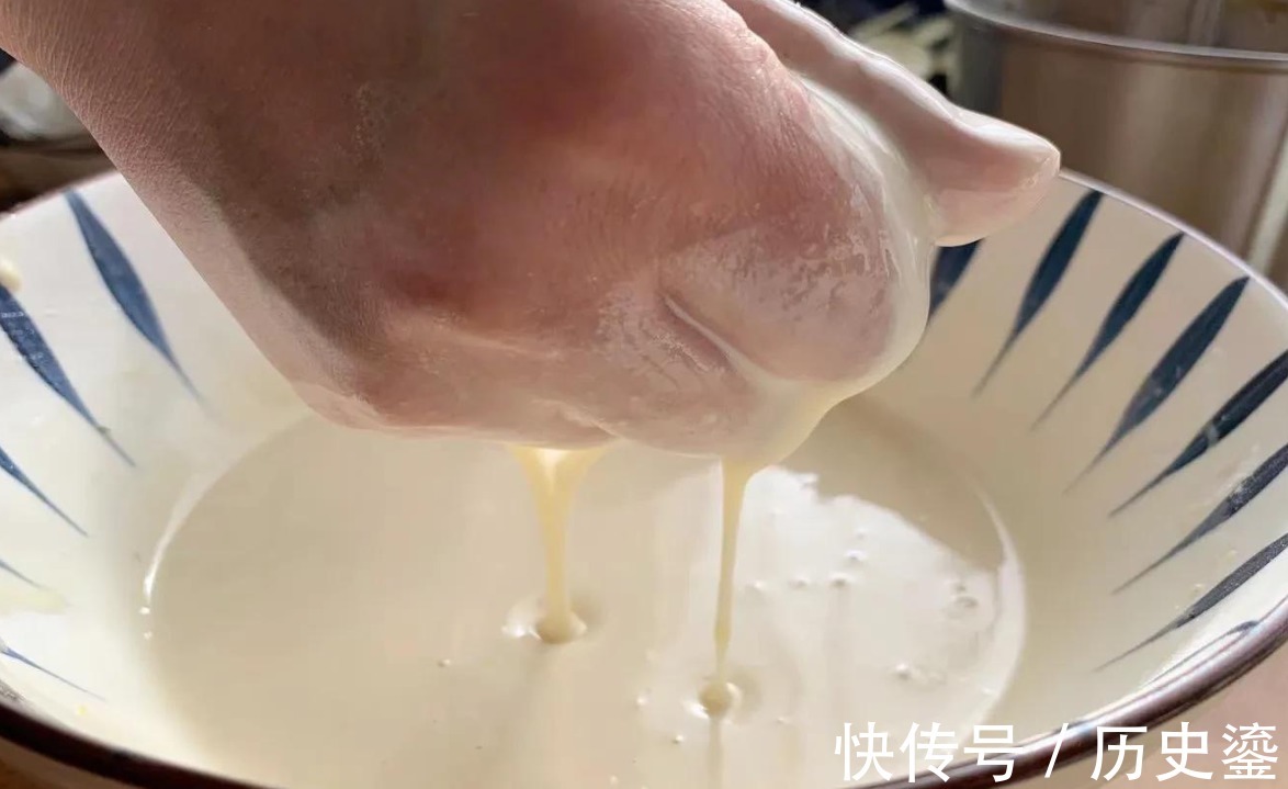 炸茄盒,面糊不能用水调,教你饭店秘制做法,外酥里嫩一咬掉渣