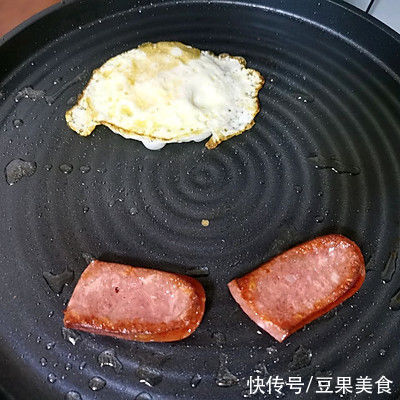 面包片|这道三明治 简单早餐，分分钟光盘