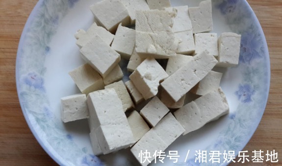 商家们|3种豆腐不要“买”,常吃可致癌,难怪卖菜的自己也不买