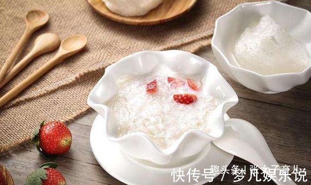 胎宝|孕期常吃燕窝等食物,胎宝出生后有惊喜,孕妈也不会感觉老十岁