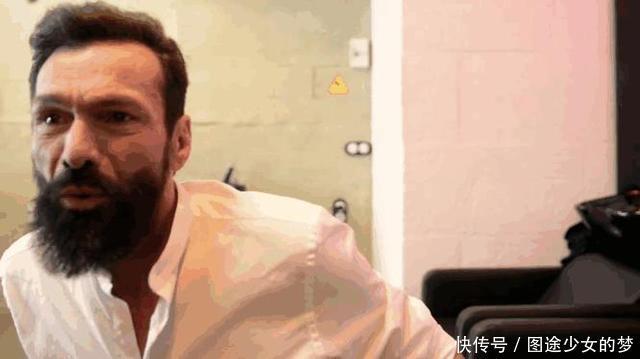 安东尼|西班牙发型师给流浪汉理了个发,几小时后邋遢大叔变“贝克汉姆”