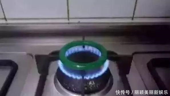 原来小时候糟蹋过那么多宝贝,难怪现在的古董都很贵