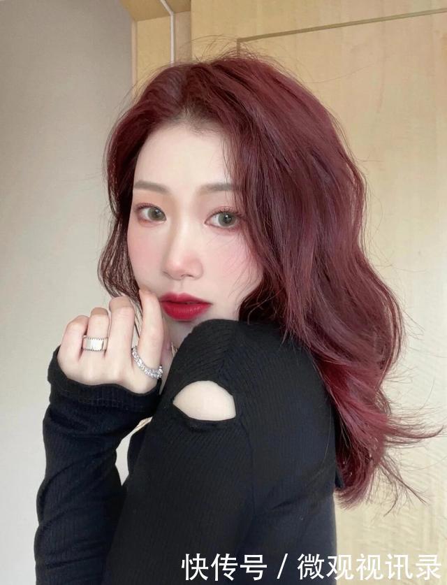 洋气|2021年最新流行发色,莓果色显白,薄藤紫时髦,染它出门就会被问