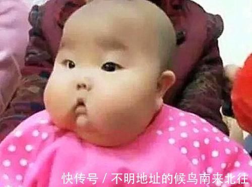 宝宝|宝宝喜欢“偷吃”，被抓了个现行，网友：家贼难防