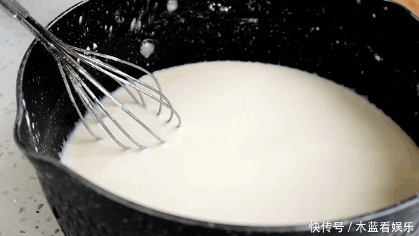 好看|广式早茶“黄金糕”,不用烤箱就能做,像鱼翅像蜂窝,好看又好吃