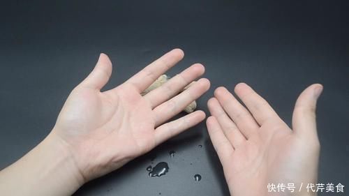 异味|白醋倒在手心搓一搓，作用太棒了，知道的人不多，学会一生有用