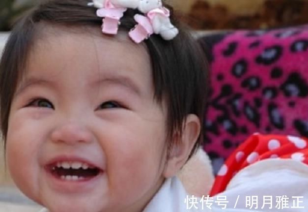 智齿|6岁男娃长“双层牙”,老人的“坏习惯”害了娃,你家有这习惯吗
