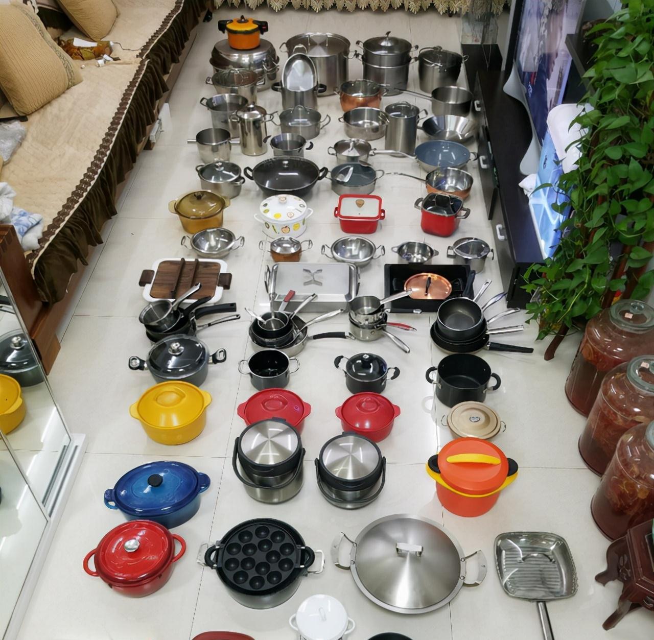 隔板|建议大家:不要在厨房里装吊柜!如今流行这样设计,实用还很省钱