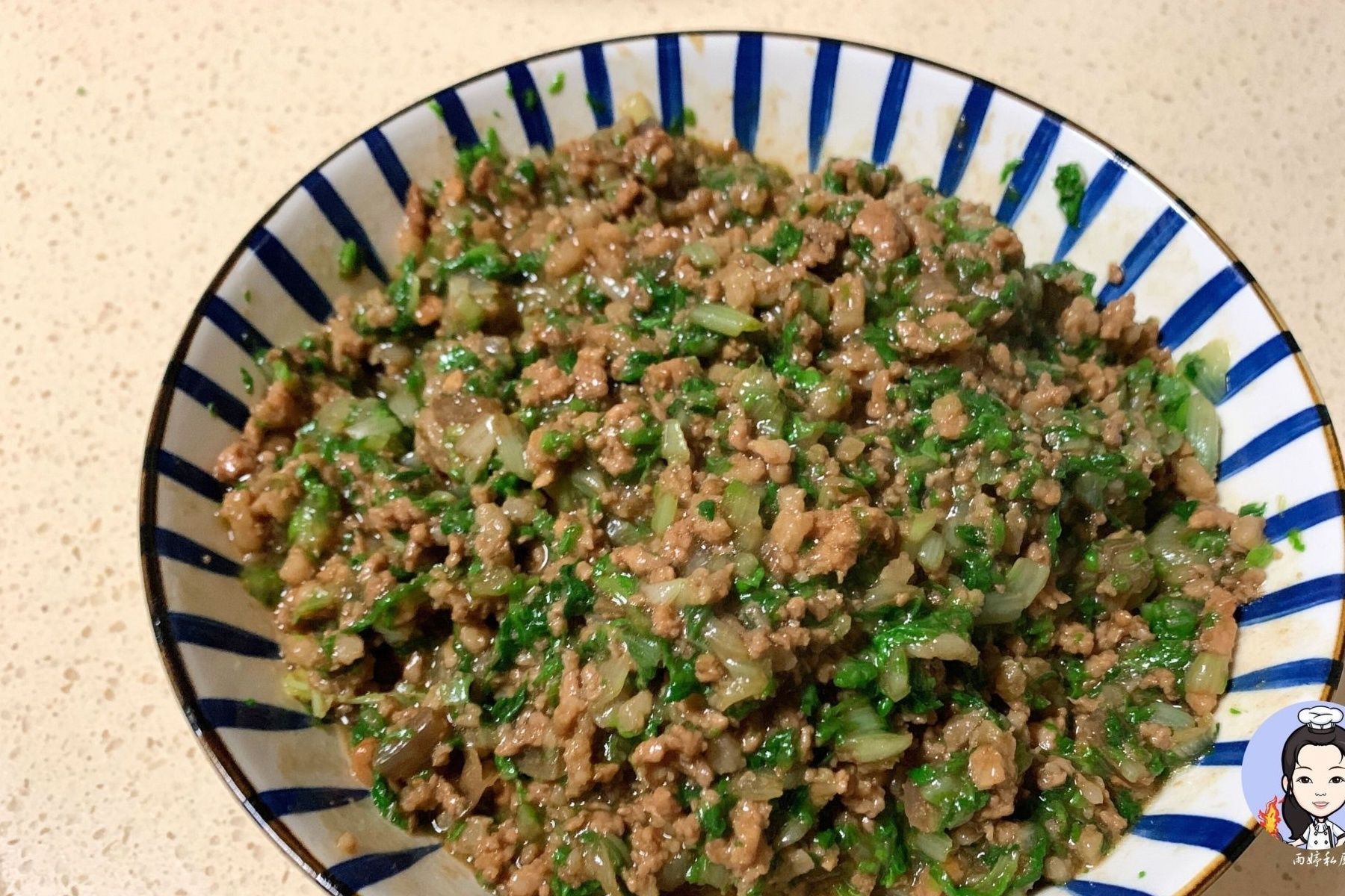 秋天吃饺子，韭菜芹菜都不如这个馅，2块钱一把，鲜香味美特好吃
