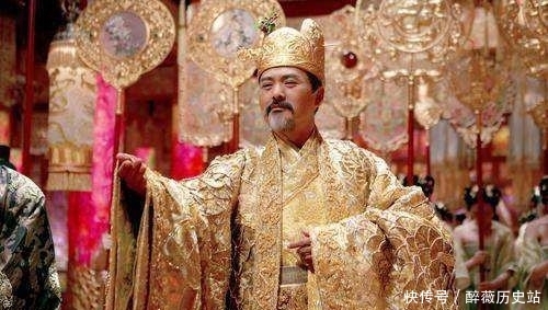 历史|历史上皇帝穿的龙袍,需不需要清洗?说出来你可能不信