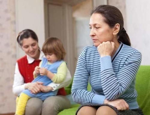 爸爸妈妈|在孩子的心中,奶奶和姥姥到底有什么区别?3个孩子真实的回答