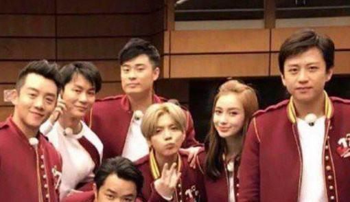 跑男中隐形的富豪,豪宅不输李晨迪拜别墅,王思聪是他邻居