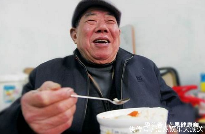 男人|男人三件事上“越懒”，可能越长寿，只占上一个，也值得庆祝