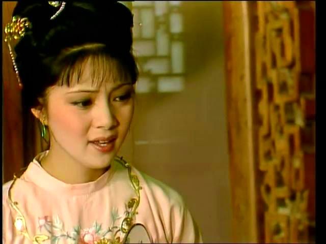 王夫人|品读《红楼梦》:贾母给薛宝钗过生日,她感觉很好吗?