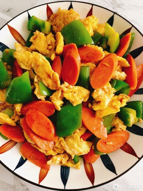 五分钟零失败！超好吃家常青椒火腿炒鸡蛋