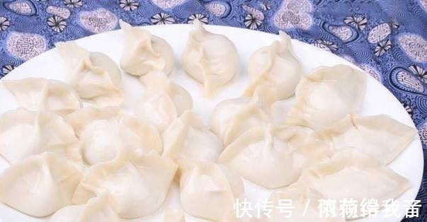 三伏天,我家只吃这馅的饺子,馅大味鲜香,一口一个太解馋了!