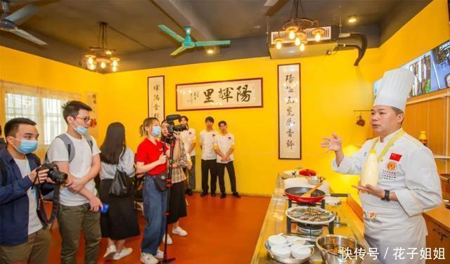  美食文化|探寻顺德味丨连庚明厨师是顺德美食的“核心力”