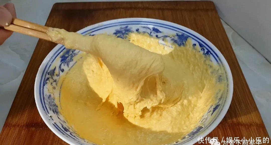 冬天面包别出去买了，教你这么做，松软香甜还营养，小朋友都喜欢