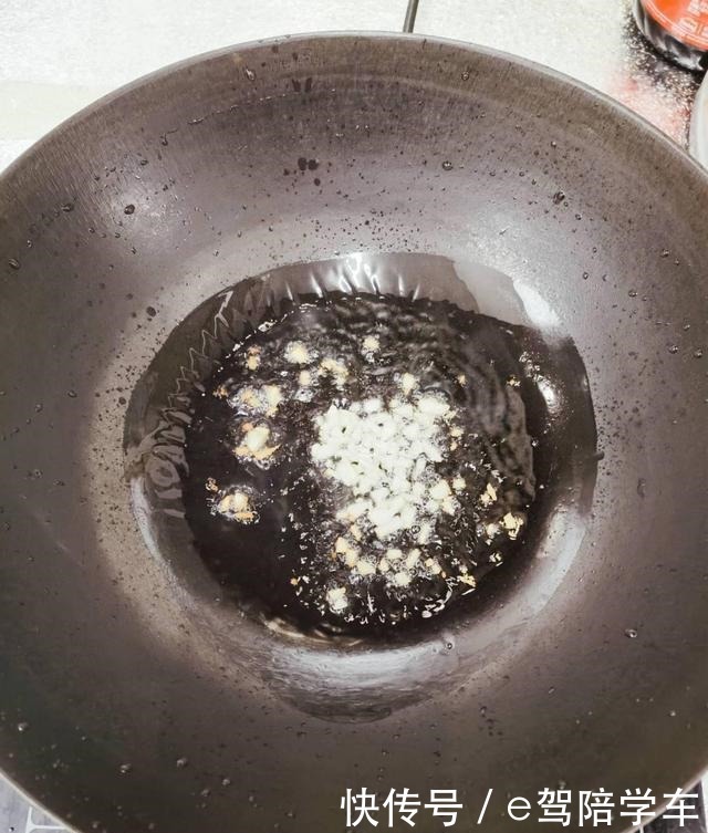 它是“肠道推粪机”,润肠通便,吃一次排空宿便,轻松又舒坦!