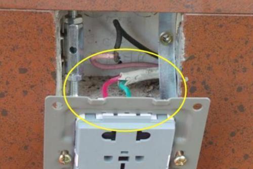 过门石|刚搬家就脑壳疼！烧光毕生积蓄惨中15大装修坑！誓死都要讨回公道