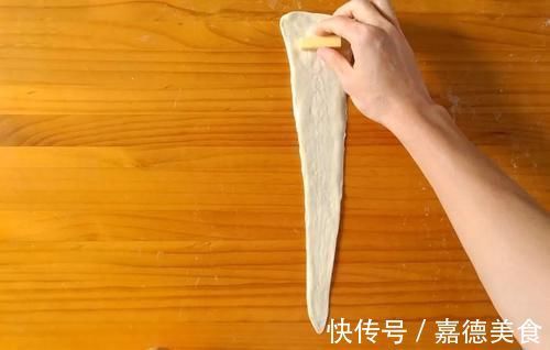 面团|盐面包，无法抵挡的岩盐风味！怎么吃都不腻