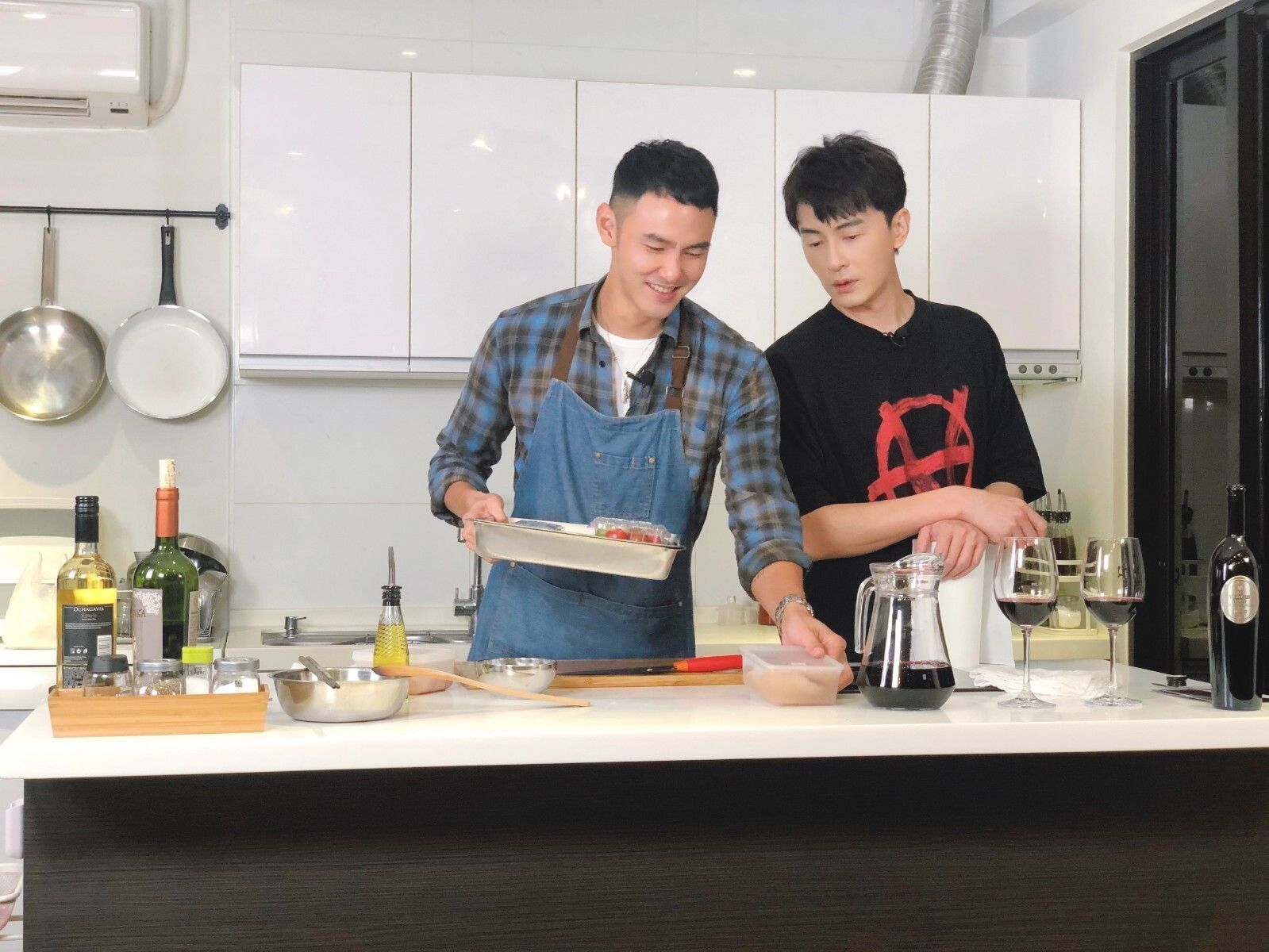 阮经天|郑元畅被阮经天指使、买单?不专业厨房竟险开天窗!