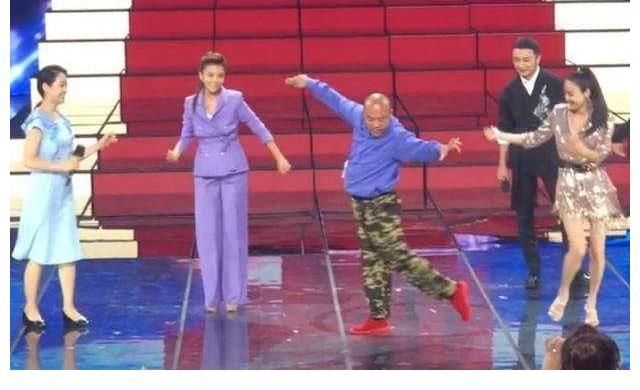 曾经让很多百姓挤破头颅参赛的《星光大道》节目已沦为网红集聚地