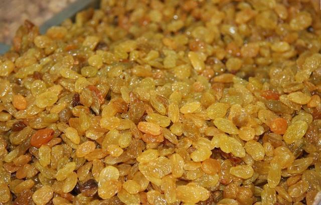 降压|葡萄干和这个泡水,胜过虫草!每天一杯,抗衰老护心脏