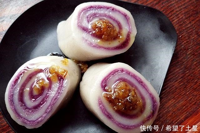 好吃|我家隔三差五吃它,卷好一蒸,10分钟出锅,无油香糯,简单好吃