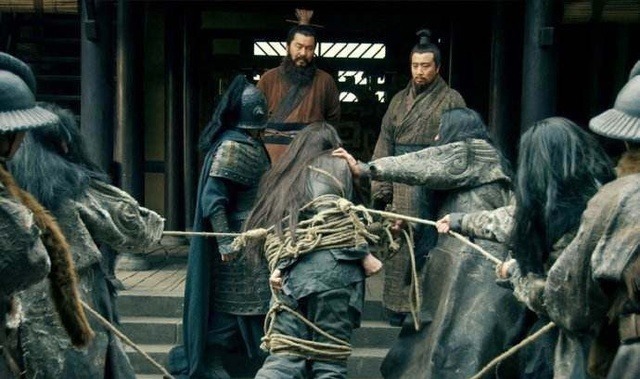 创业|三国吕布跳槽搞垮各大公司，自己创业又失败