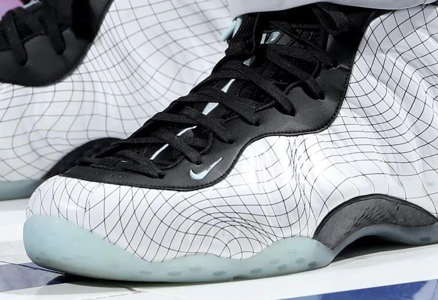 哈达威本尊上脚!几何喷 Foamposite One 首次曝光!