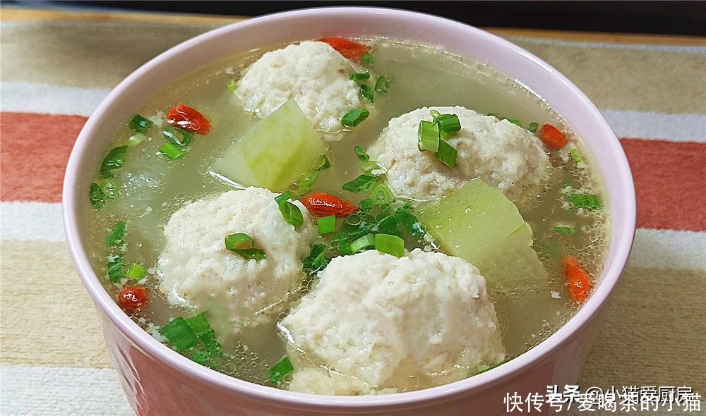 冬瓜|“冬瓜丸子汤”这么做，味道不仅鲜美，好吃还不腻，做一锅不够吃
