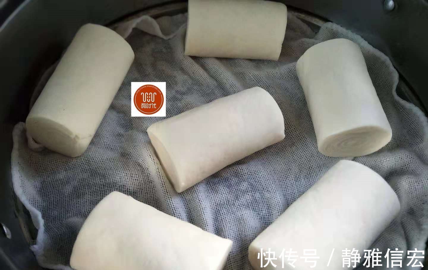 蒸馒头不用提前发面了,只需10分钟,不回缩不塌陷,方便还快捷!