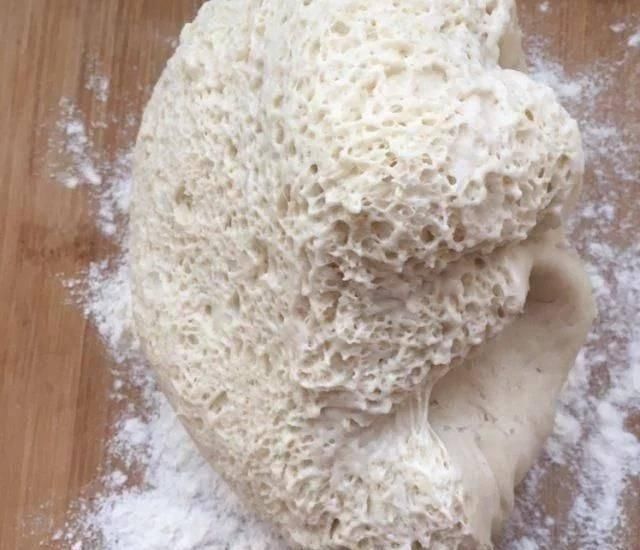 底脆皮软馅香的三鲜水煎包,这么做才好吃