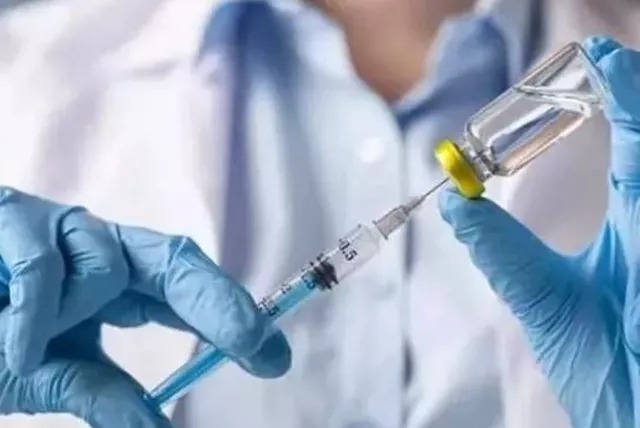 新冠|打完“新冠疫苗”后，为什么有的人胳膊疼，有的人却没感觉？