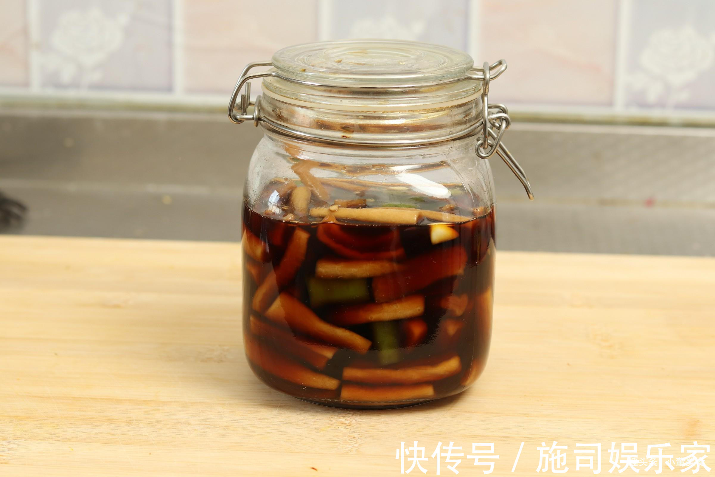 晾晒|冬天自制腌萝卜,教你酒店不外传的做法,隔天就能吃,脆爽又下饭