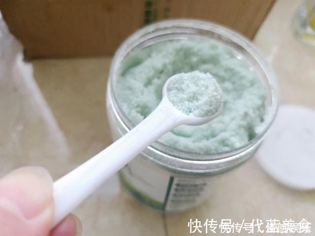 发黄|茉莉出现特殊“黄叶”,用“特殊”液体浇,一浇就发绿花朵呼呼冒