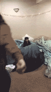 |搞笑GIF:一转身美美哒