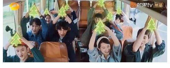 看点|金靖接梗王爆笑不停,张艺兴被其魅力征服,两人相约斗舞看点太多