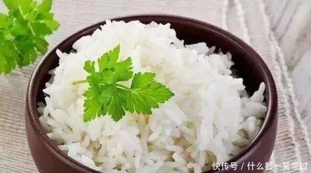 心血管疾病|人过70无肉不饱!千万别让“健康饮食=粗茶淡饭”骗了您!