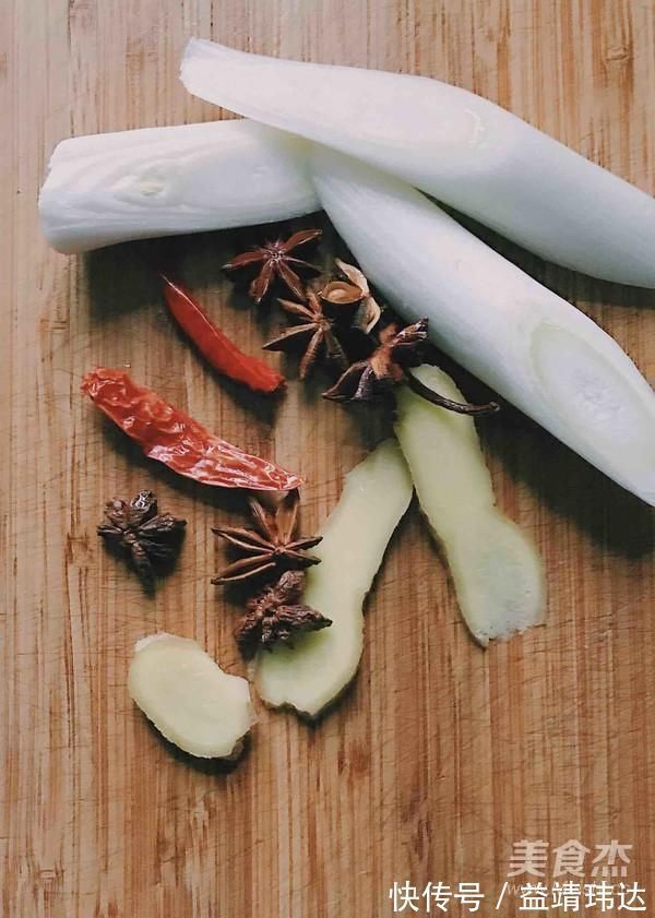 牛肉炖不香，加点这个试试，炖出来的牛肉鲜香焖烂，而且还没腥味