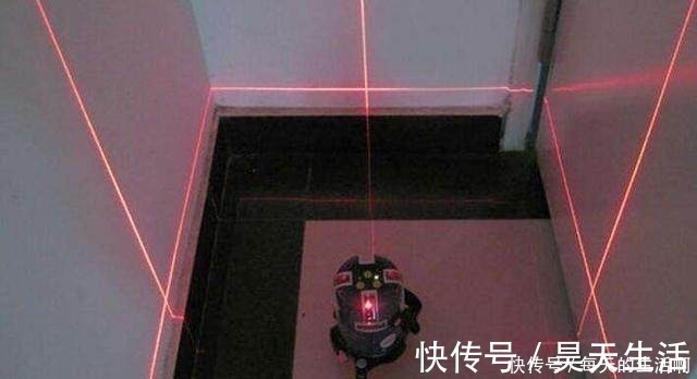 工具|装修万万别让工人徒手贴瓷砖,现在流行用这种工具,太聪明了!