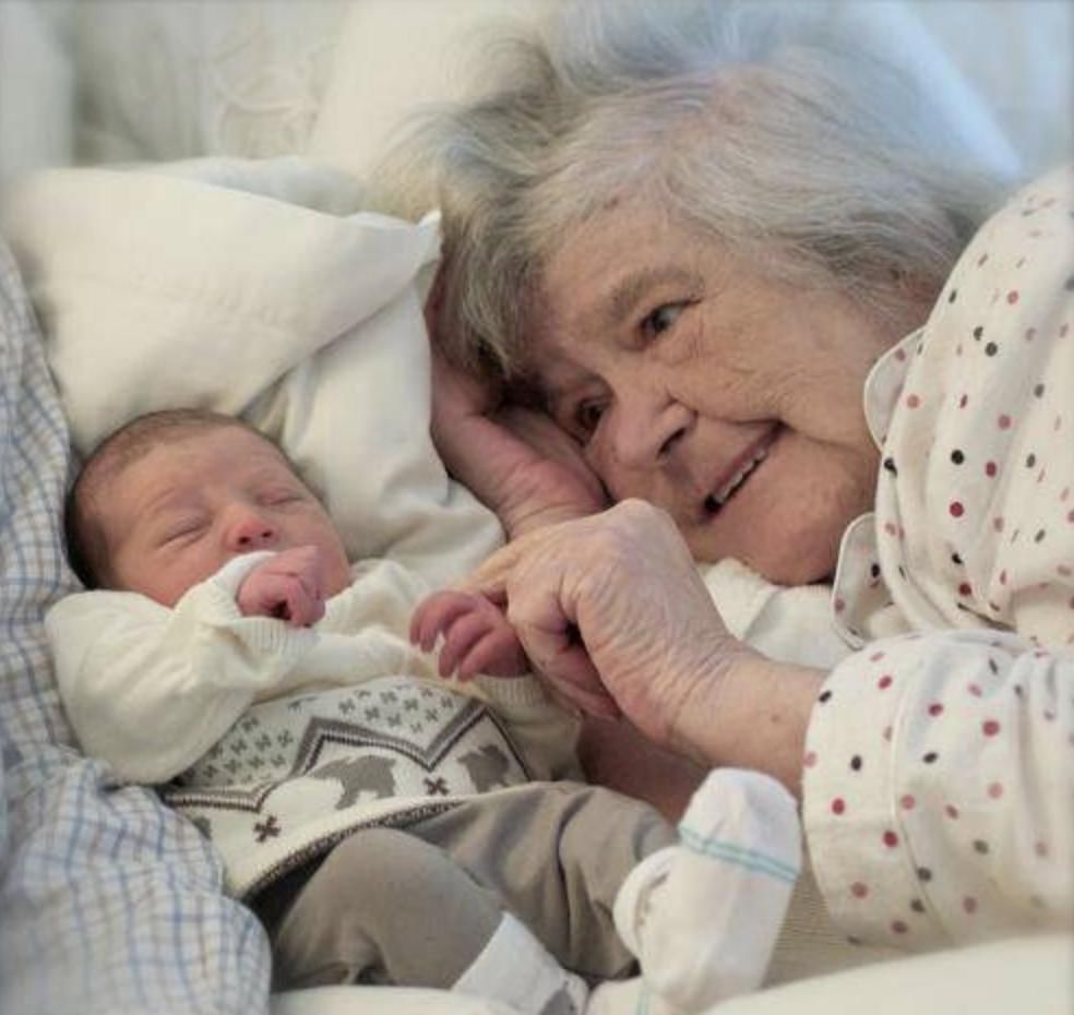 儿科医生|宝宝和谁睡,会影响将来性格儿科医生建议最好在6岁前完成分房